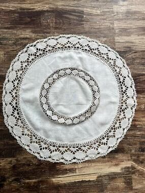 Vintage Linen Doily, Hand Crocheted Lace Centerpiece, 22 Inch Round Table Topper